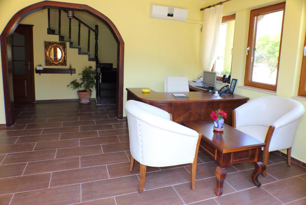Kybele Gocek 3*