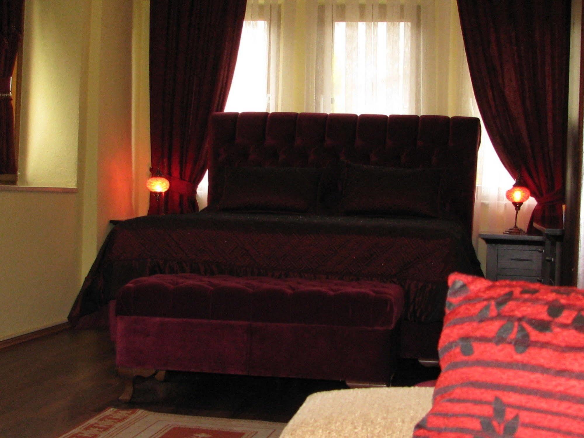 Hotel Kybele Gocek 3*